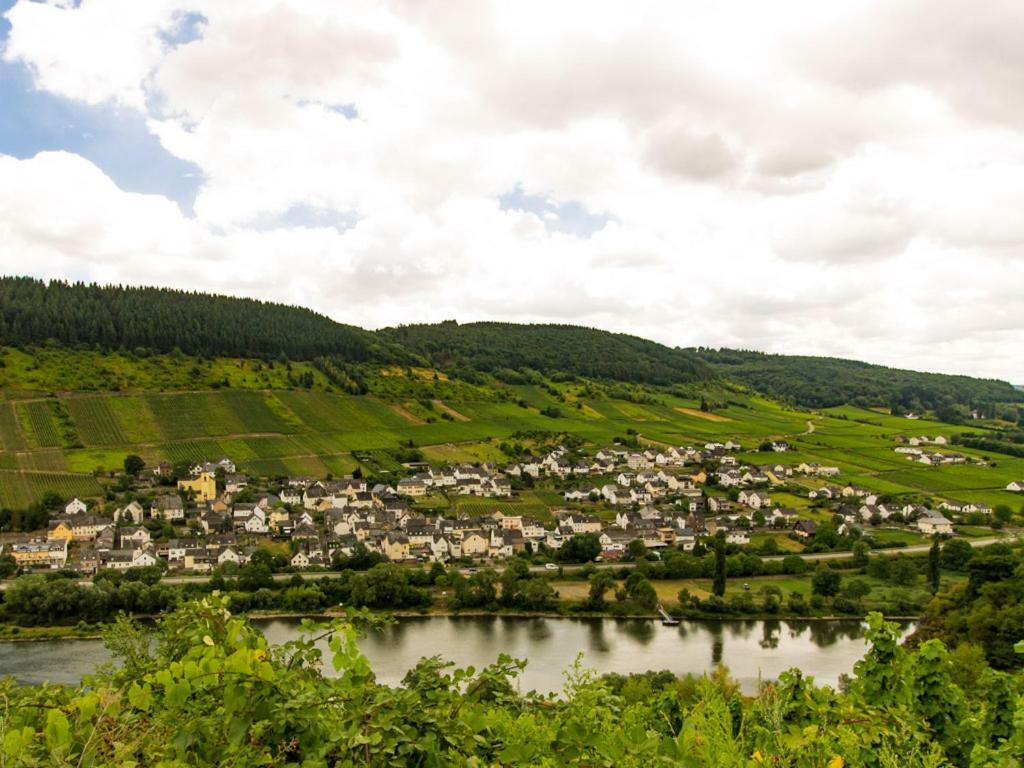 Gaestehaus Falklay Burg  Экстерьер фото